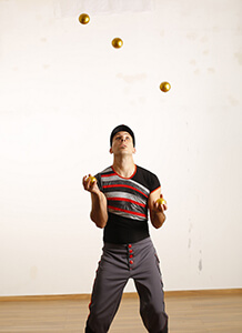 Nir Marzok